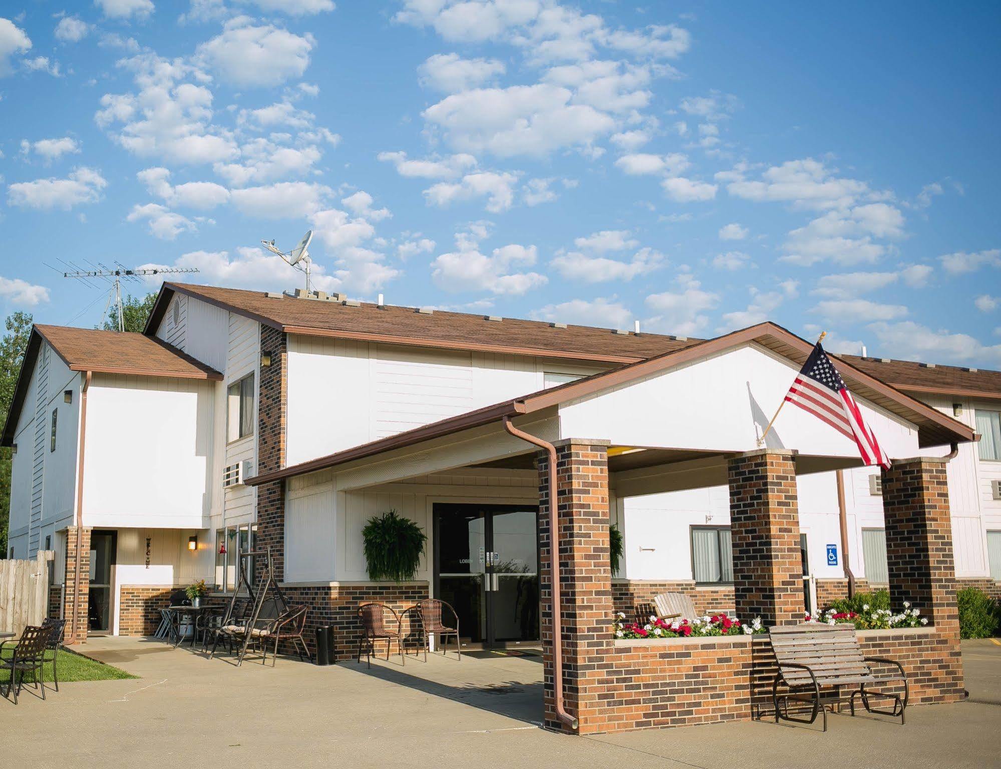 Covered Bridge Inn Winterset Luaran gambar