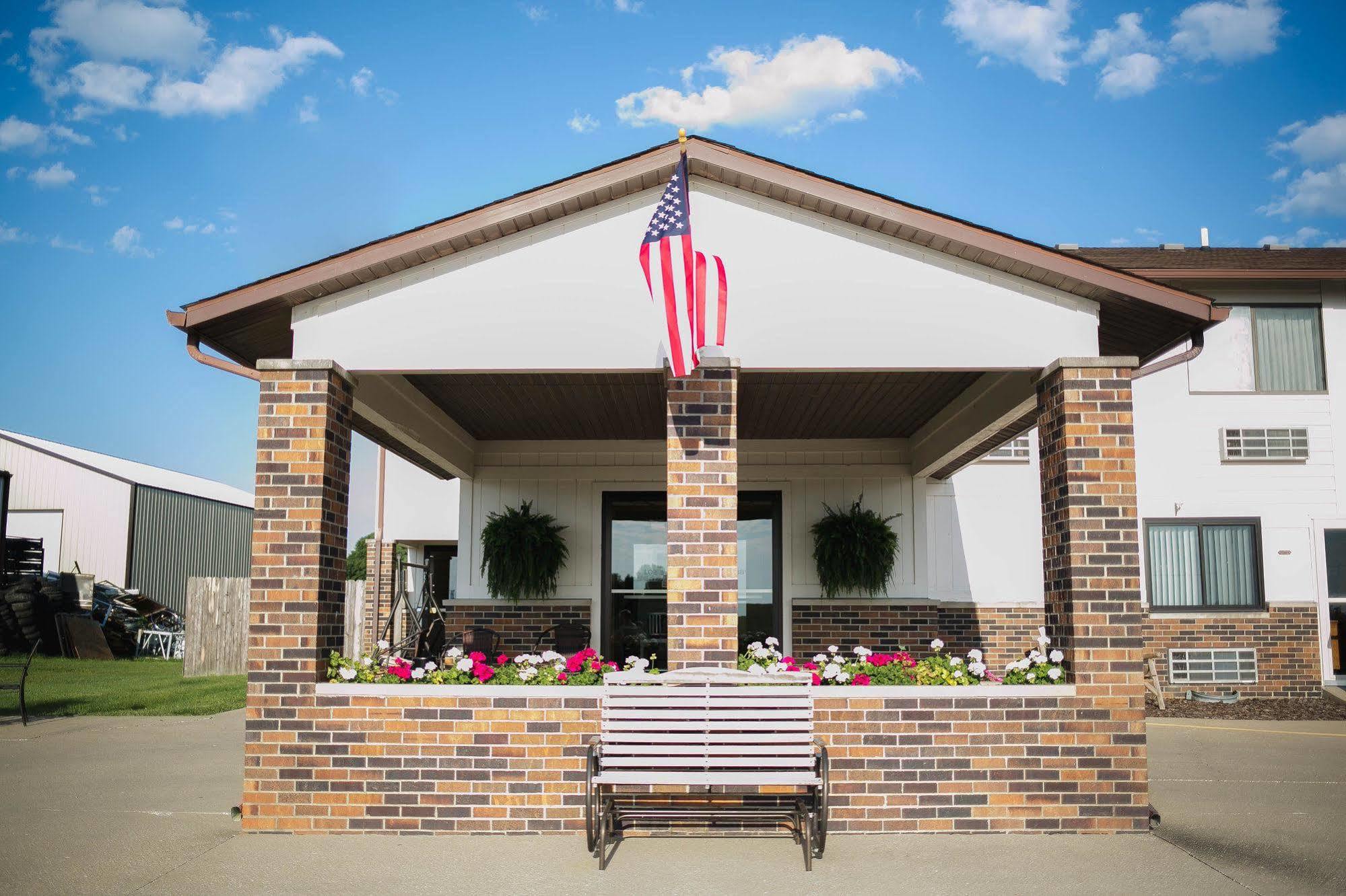 Covered Bridge Inn Winterset Luaran gambar